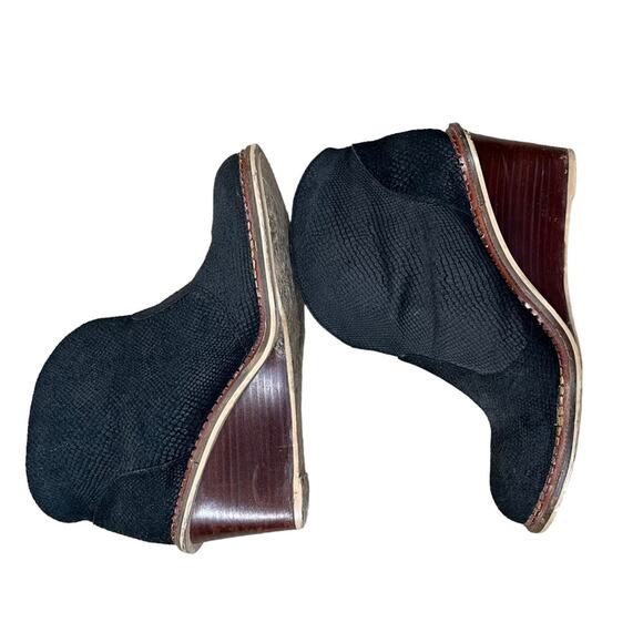 Anthropologie Schuler & Sons Philadelphia Wedge Booties Boots Embossed Black 7.5 - Picture 7 of 9